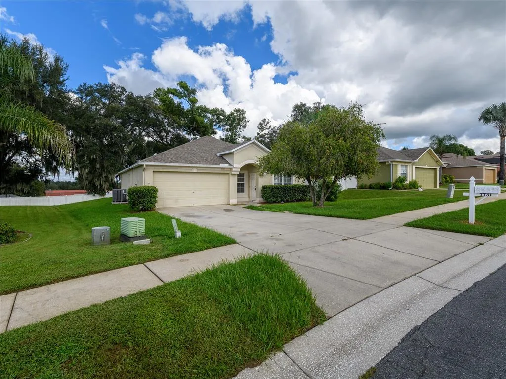 7731 MERCHANTVILLE CIRCLE, ZEPHYRHILLS, FL 33540