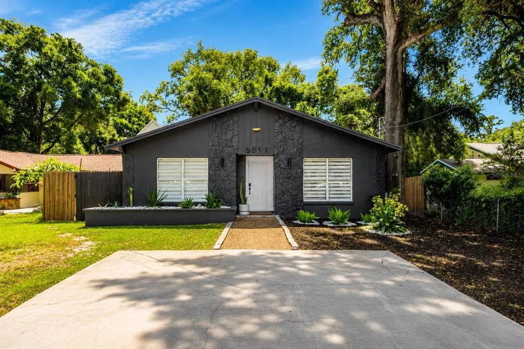 5811 MABEL STREET, TAMPA, FL 33610