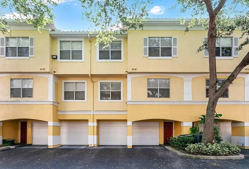 1952 LEGACY COVE DRIVE # 1952, MAITLAND, FL 32751
