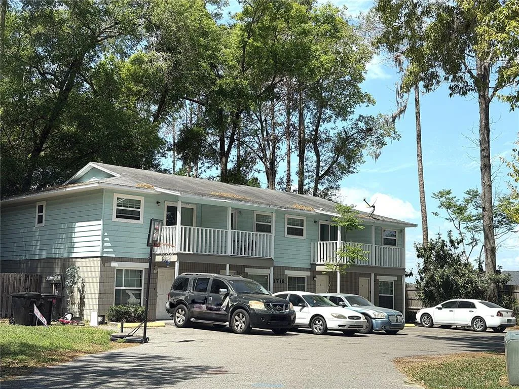 1718 SW 69 TERRACE, GAINESVILLE, FL 32607