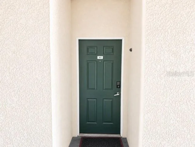 17102 CARRINGTON PARK DRIVE # 302, TAMPA, FL 33647