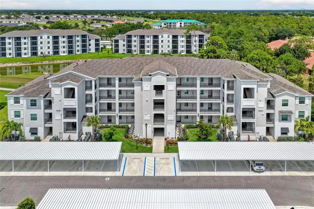 18461 COPPERHEAD COURT N # 422, LEHIGH ACRES, FL 33936