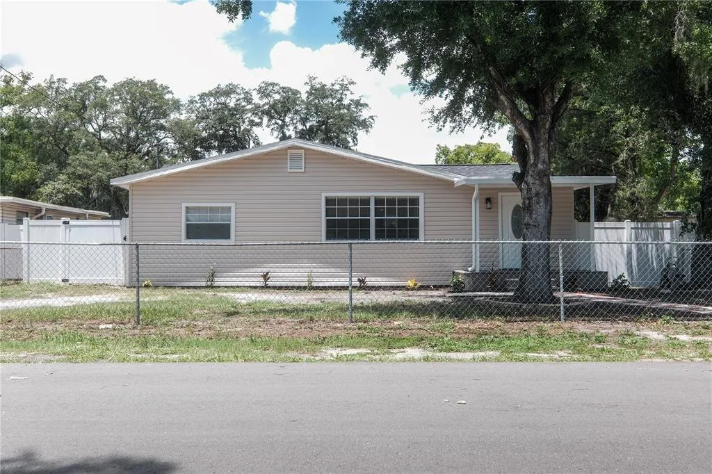 6018 N 49TH STREET, TAMPA, FL 33610