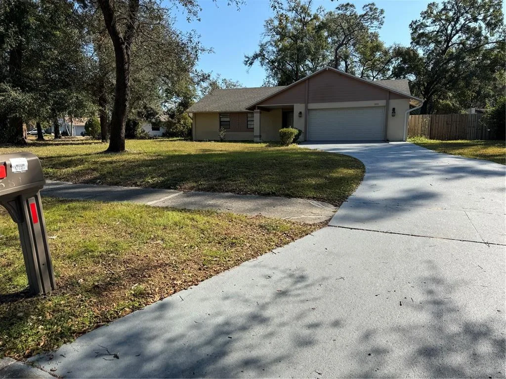 5581 AEOLUS WAY, ORLANDO, FL 32808