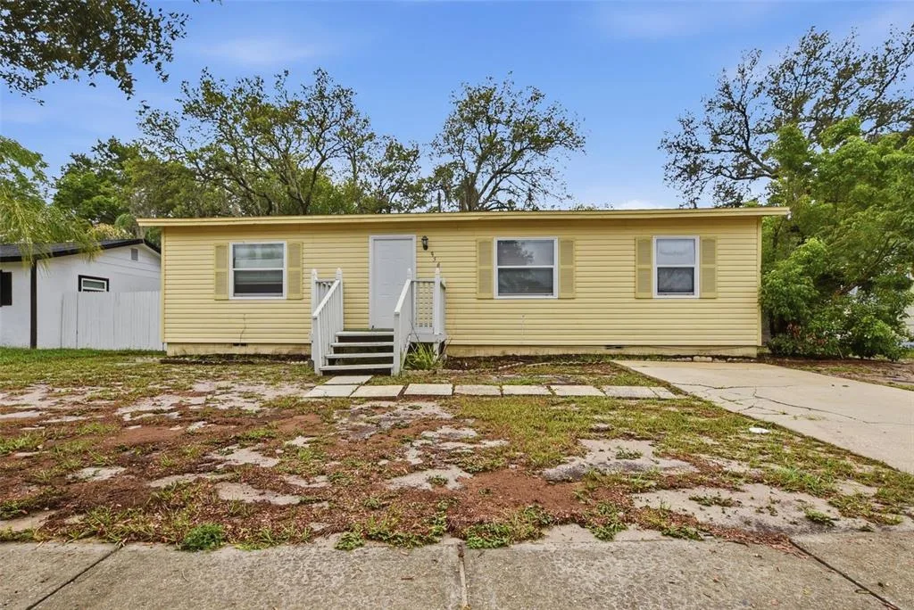 956 OSCEOLA TRAIL, CASSELBERRY, FL 32707