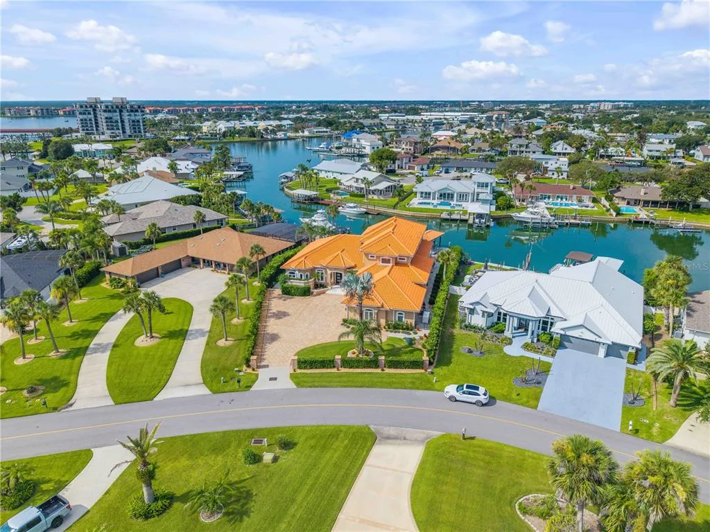 417 QUAY ASSISI, NEW SMYRNA BEACH, FL 32169