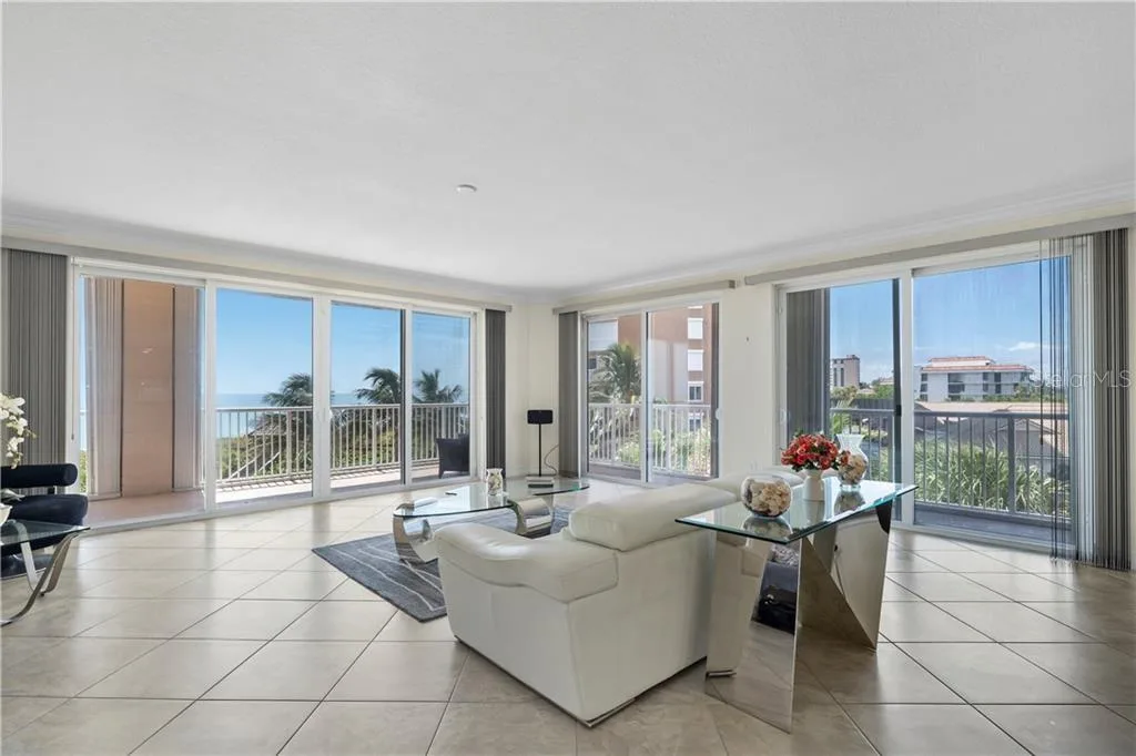 4180 N HIGHWAY A1A # 305B, HUTCHINSON ISLAND, FL 34949