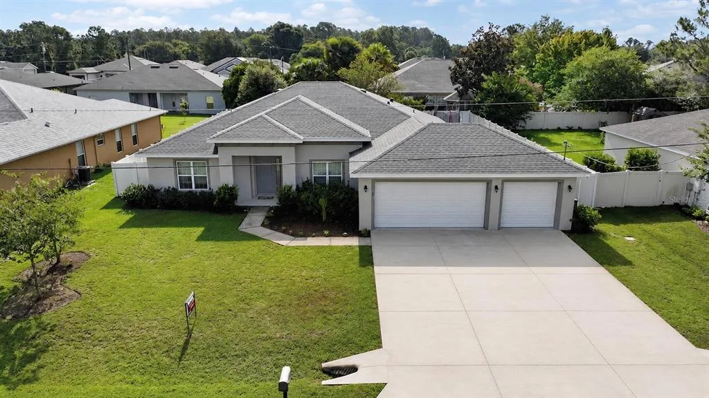 5 LYNTON PLACE, PALM COAST, FL 32137
