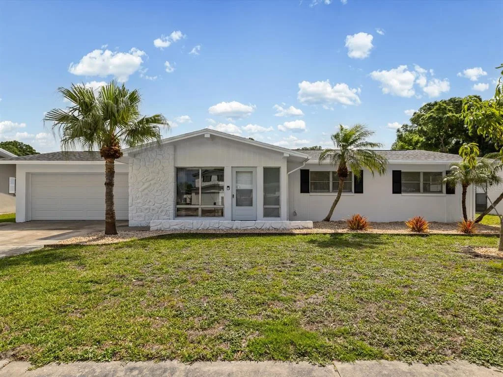 865 IMPERIAL DRIVE, LARGO, FL 33771