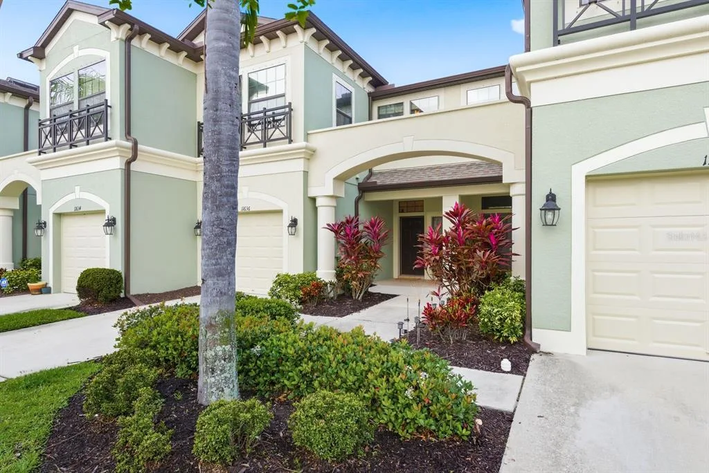 11636 CROWNED SPARROW LANE, TAMPA, FL 33626