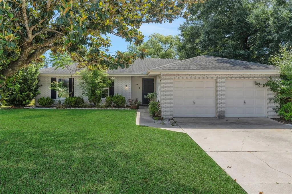 404 LAKE NED ROAD, WINTER HAVEN, FL 33884