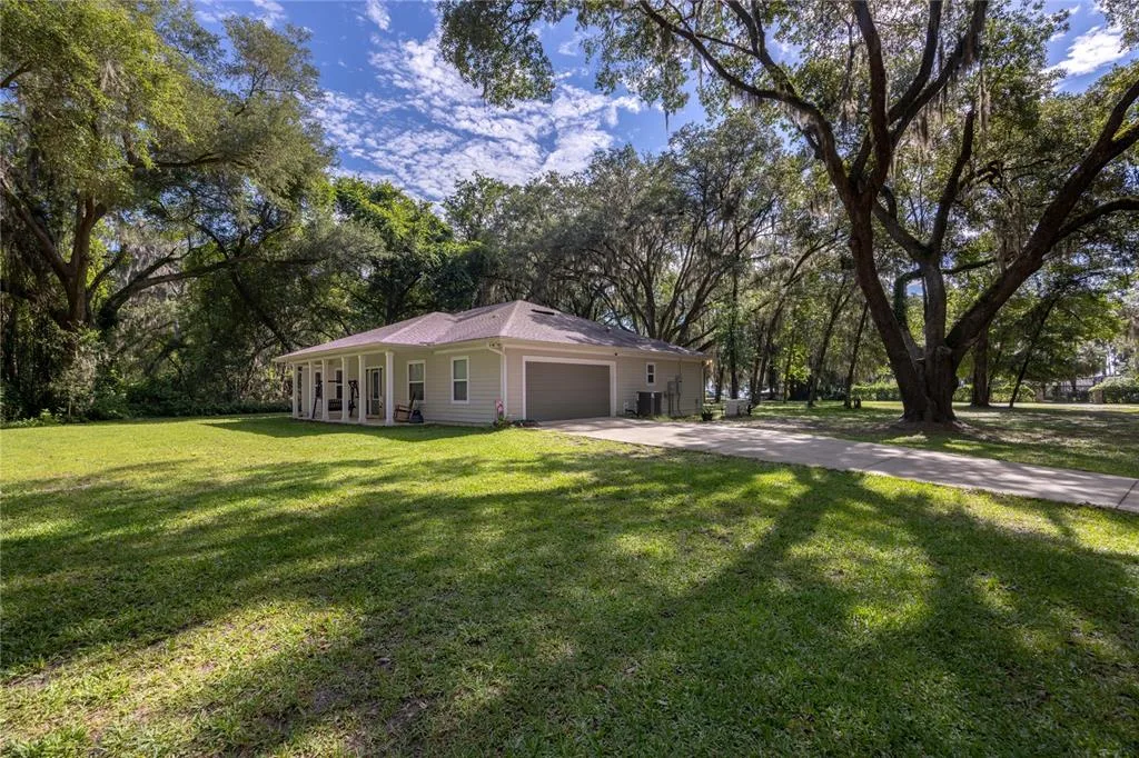 7517 NE 221ST STREET, MELROSE, FL 32666