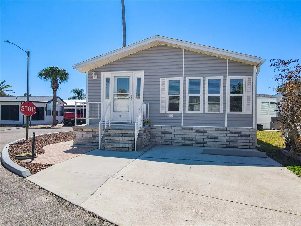 9000 US HWY 192 # 311, CLERMONT, FL 34714