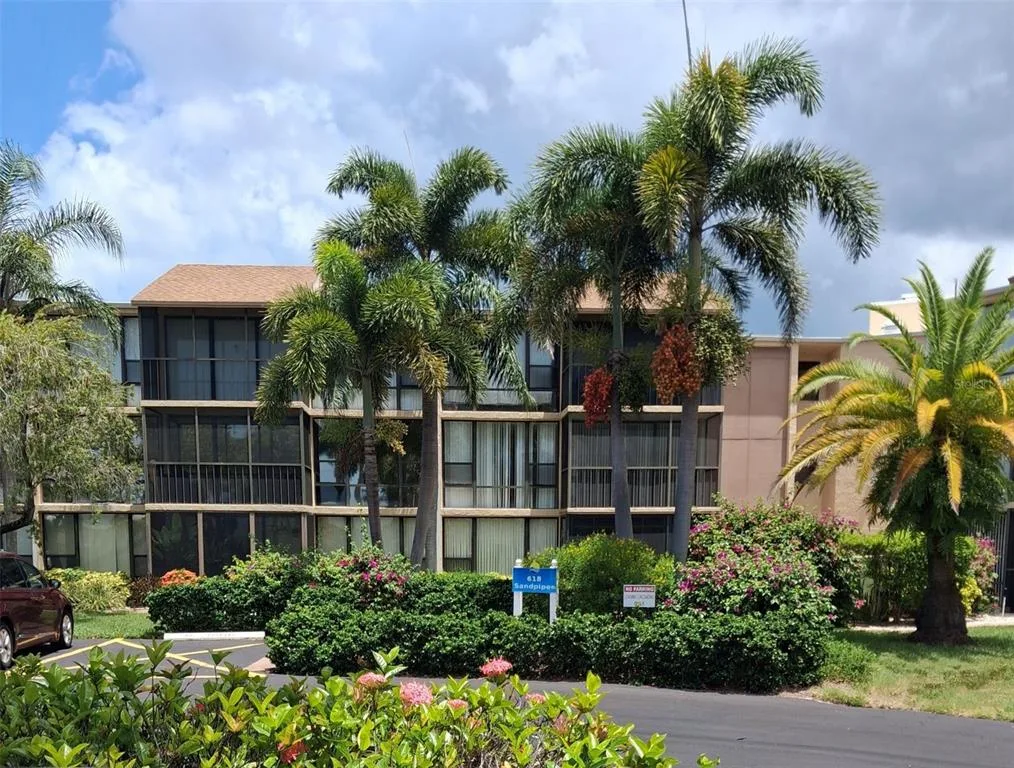 618 BIRD BAY DRIVE S # 201, VENICE, FL 34285