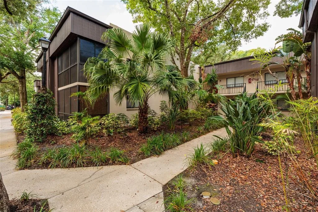 11708 RAINTREE VILLAGE BOULEVARD # A, TEMPLE TERRACE, FL 33617