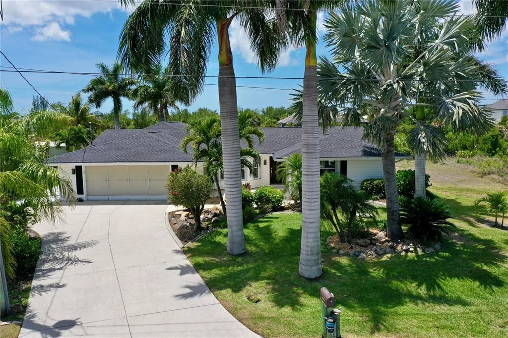 14494 LILLIAN CIRCLE, PORT CHARLOTTE, FL 33981