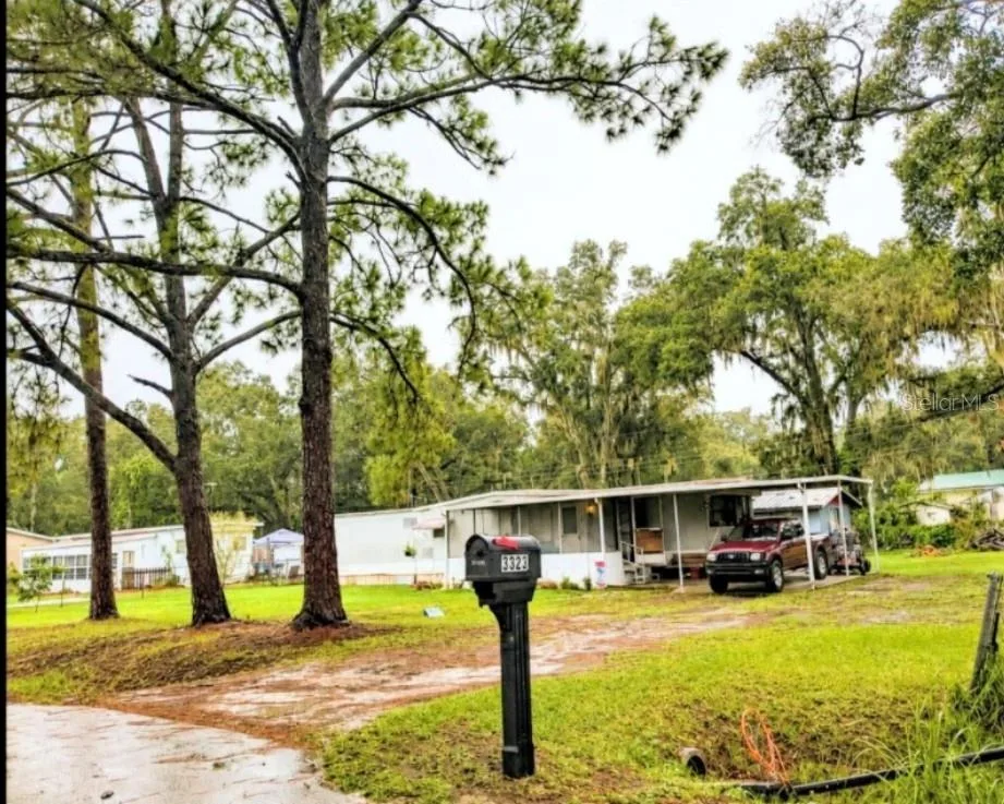 3323 J AND J MANOR ROAD, LAKELAND, FL 33810