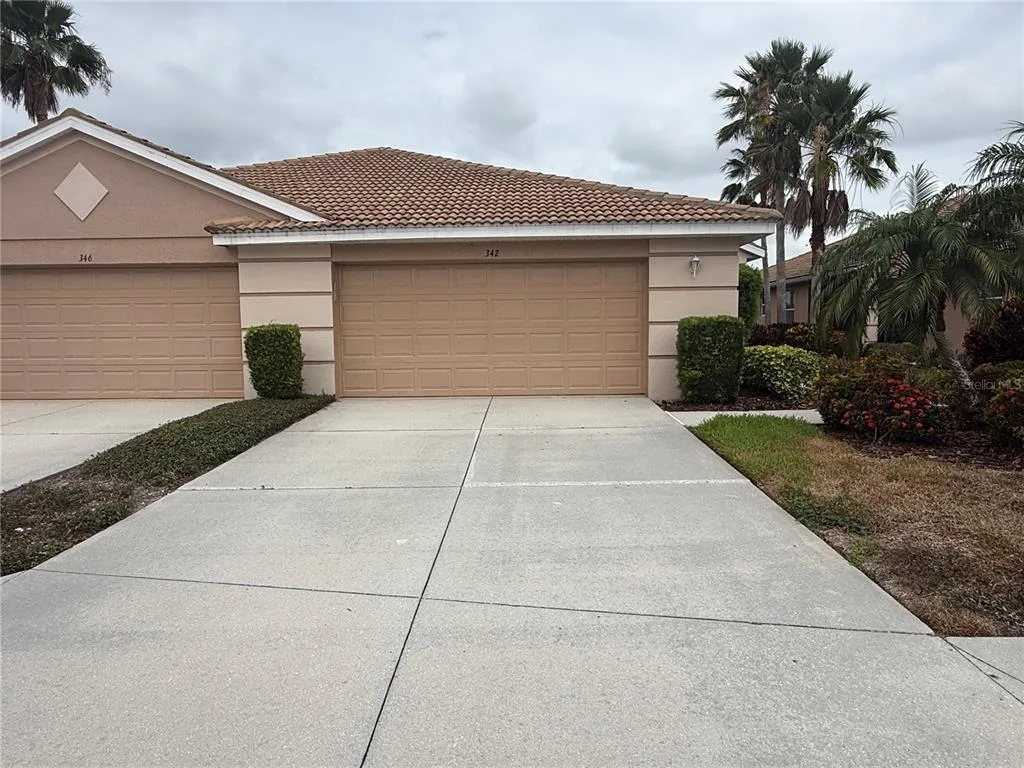 342 FAIRWAY ISLES LANE, BRADENTON, FL 34212