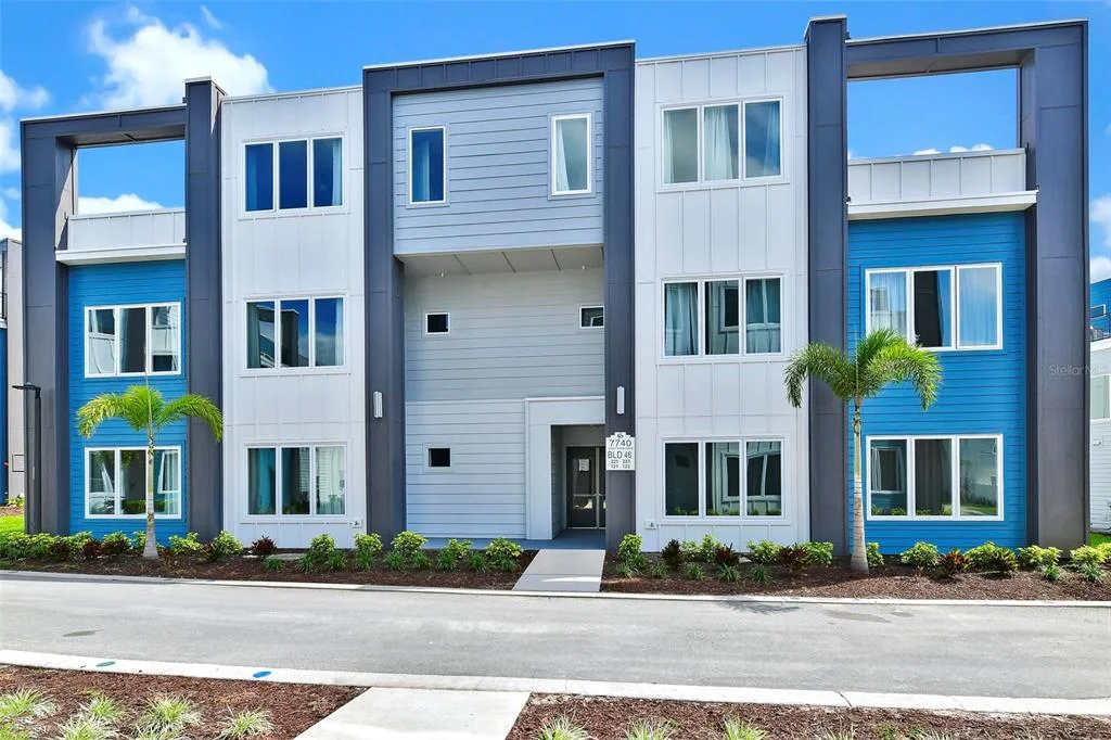 7740 SANDY RIDGE DRIVE # 121, REUNION, FL 34747