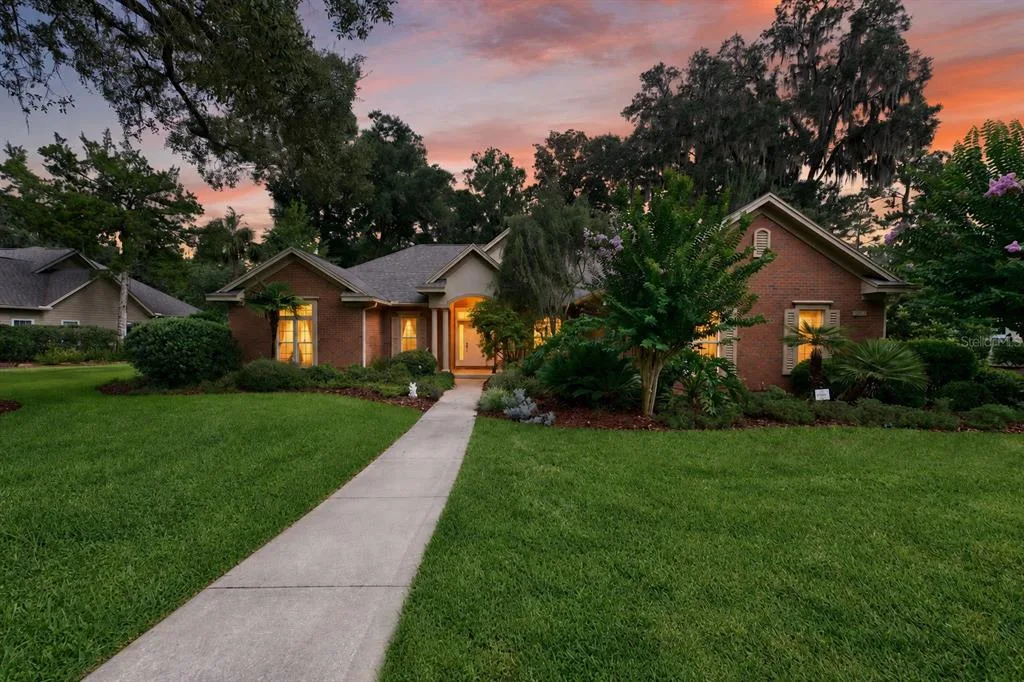 5604 NW 52ND AVENUE, GAINESVILLE, FL 32653