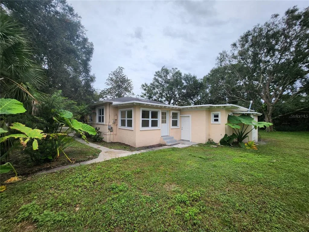 486 OAK STREET, NEW SMYRNA BEACH, FL 32168