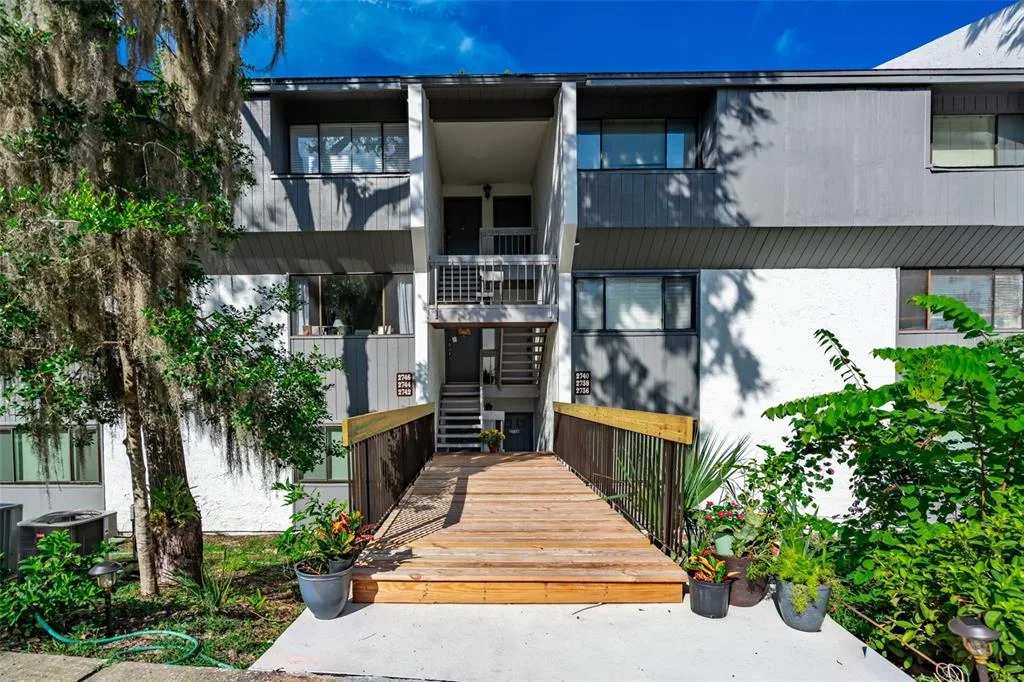 2746 SW 14 DRIVE # 2746, GAINESVILLE, FL 32608