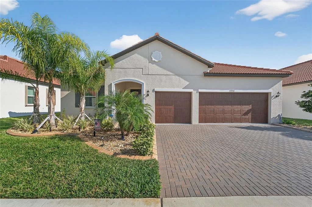 17216 SCUBA CREST STREET, WIMAUMA, FL 33598