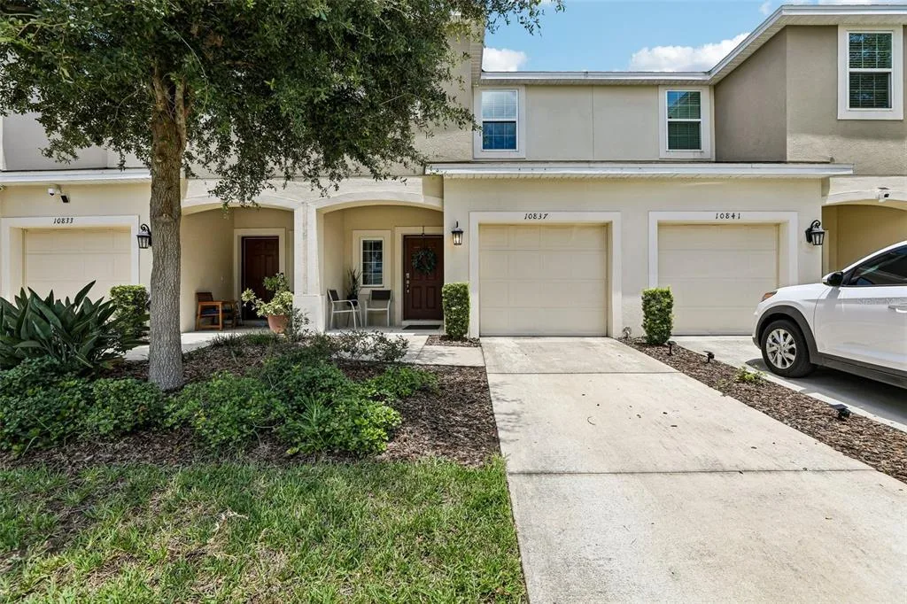 10837 WYNE TREE COURT, ORLANDO, FL 32824