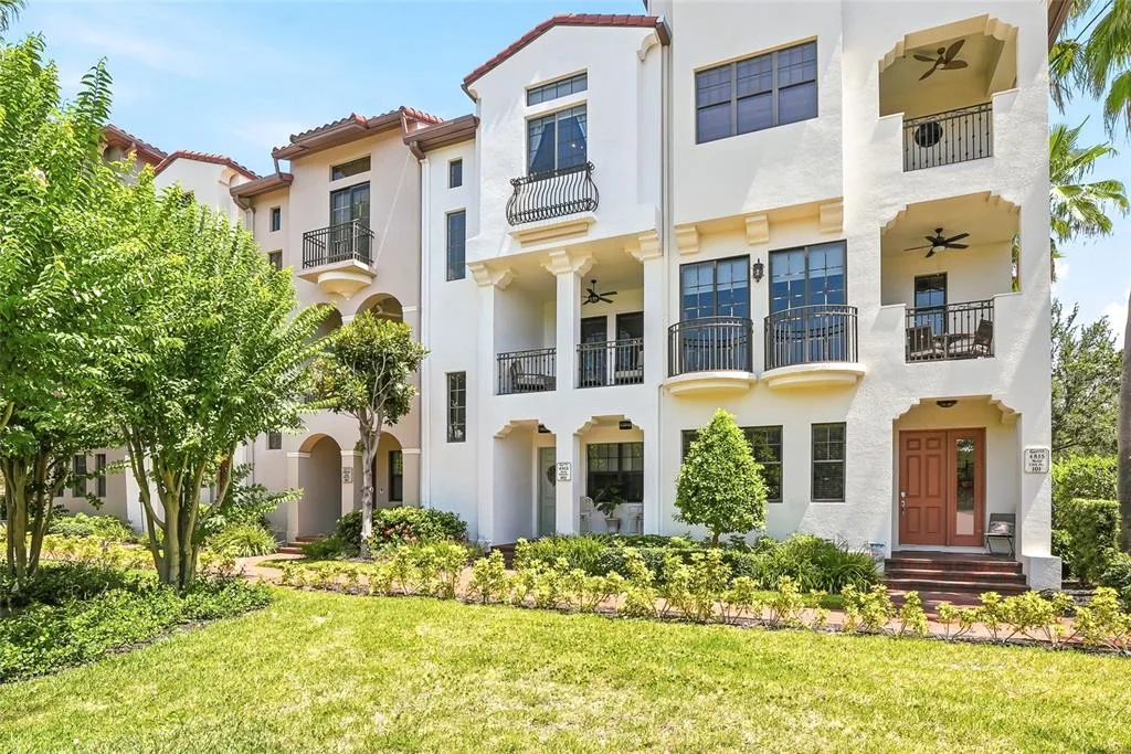 4815 YACHT CLUB DRIVE # 102, TAMPA, FL 33616