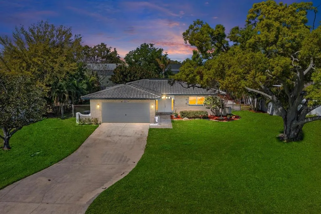 4540 BAYSHORE BOULEVARD NE, ST PETERSBURG, FL 33703