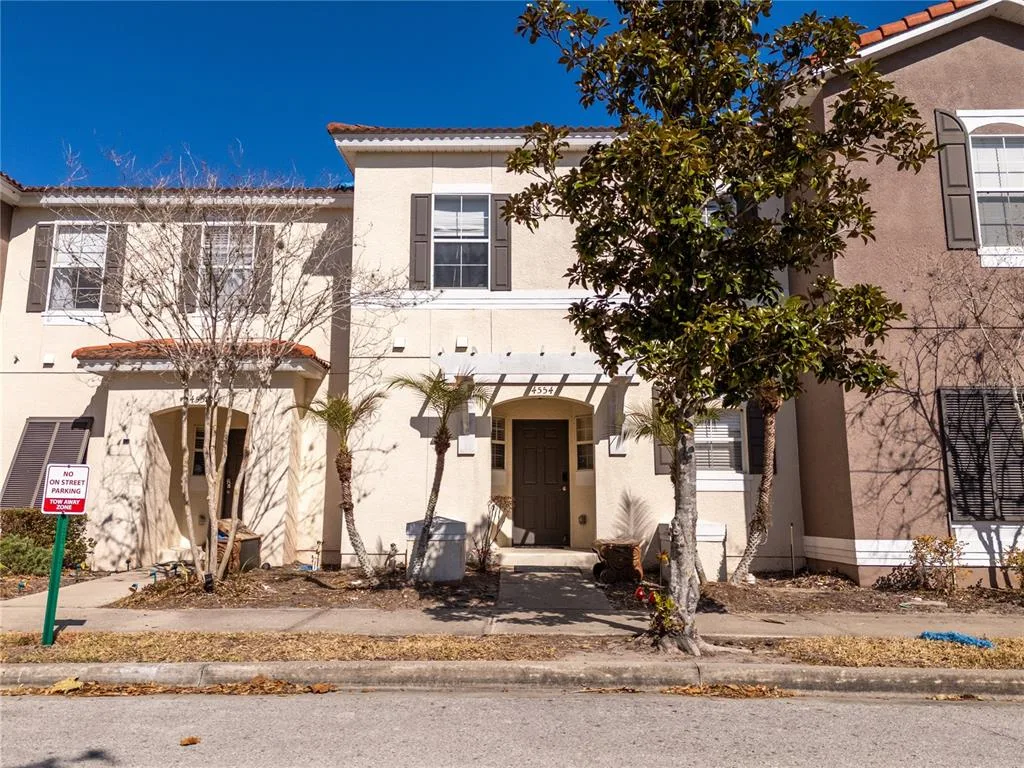 4554 ALBERTO CIRCLE, KISSIMMEE, FL 34746