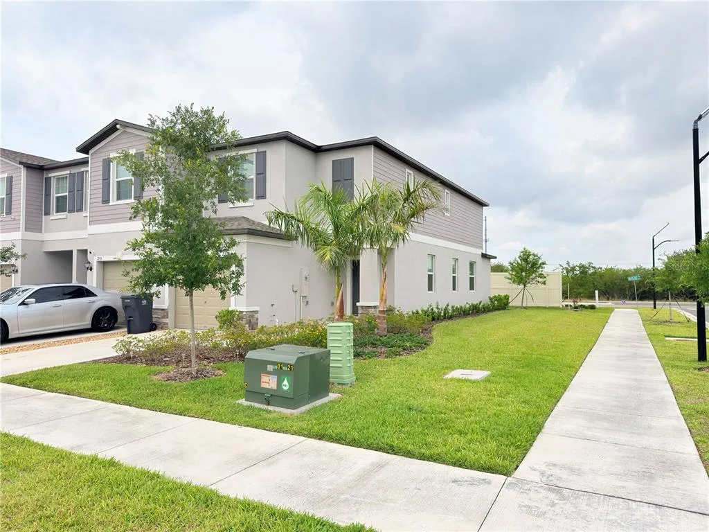 253 TULIP BANDED WAY, RUSKIN, FL 33570