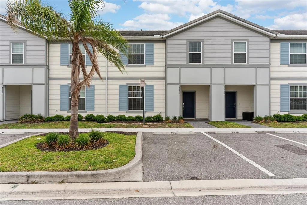 7614 OAK SPRING LANE, DAVENPORT, FL 33837