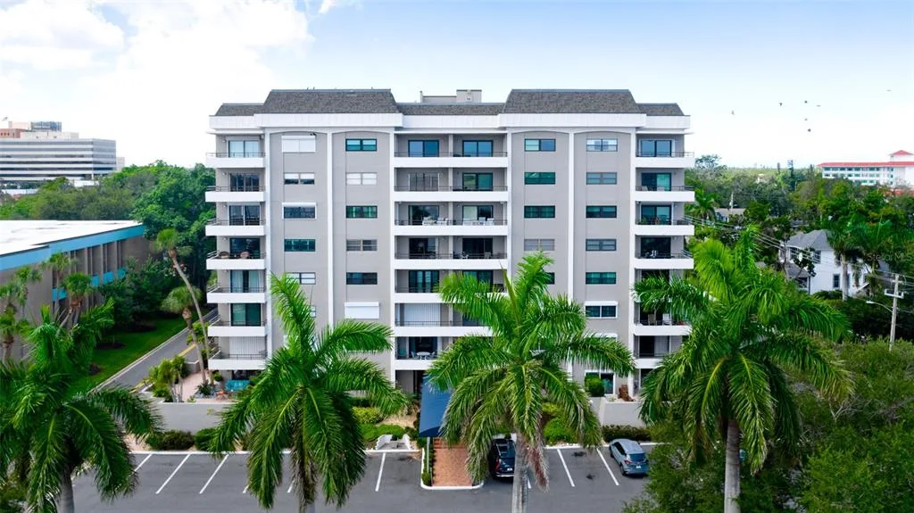 1400 1ST AVENUE W # 206, BRADENTON, FL 34205