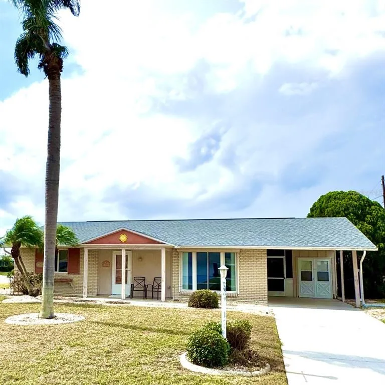 1515 ARROWHEAD DRIVE, SUN CITY CENTER, FL 33573
