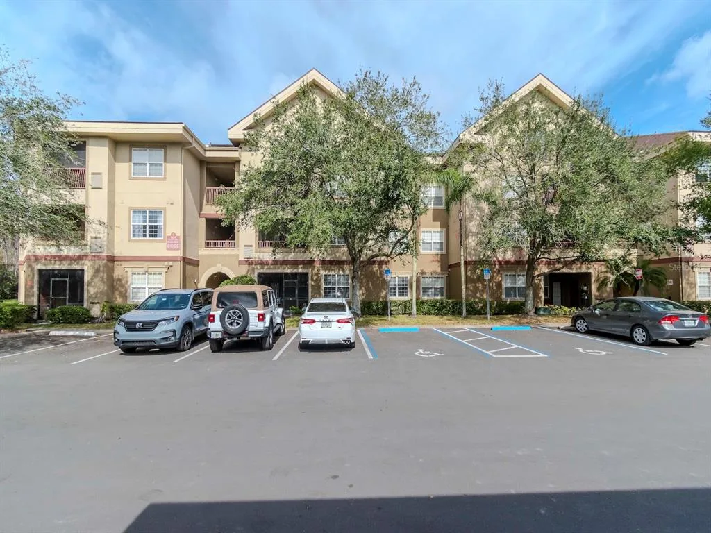 1429 VILLA CAPRI CIRCLE # 306, ODESSA, FL 33556