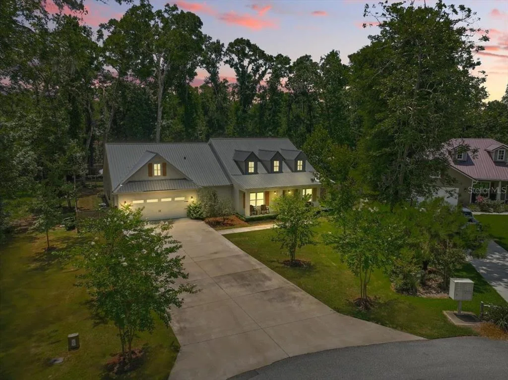 9061 KATHERINE WAY, FANNING SPRINGS, FL 32693