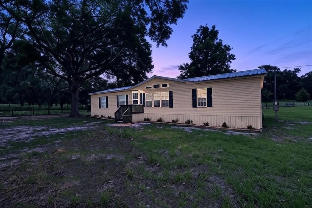 18546 NE 5TH TERRACE ROAD, CITRA, FL 32113