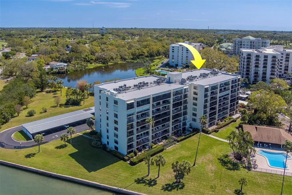 100 OAKMONT LANE # 504, BELLEAIR, FL 33756
