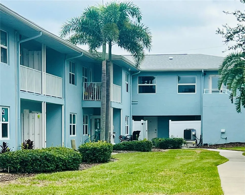 300 VENETIAN DRIVE # 2, CLEARWATER, FL 33755