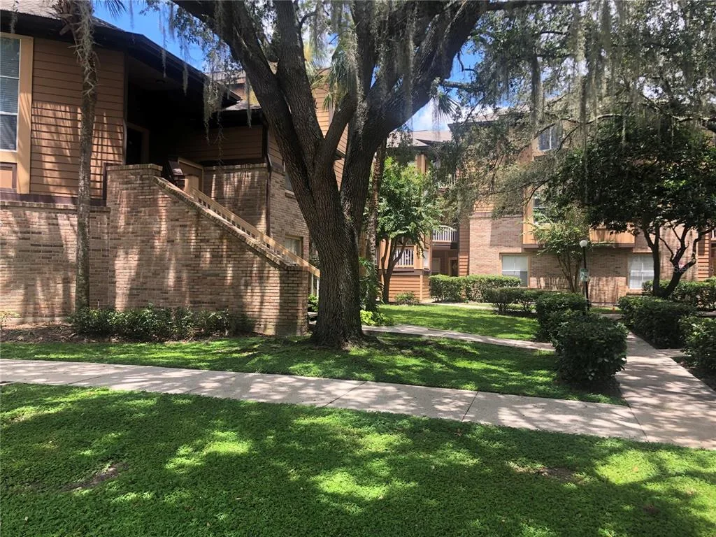486 N PIN OAK PLACE # 206, LONGWOOD, FL 32779