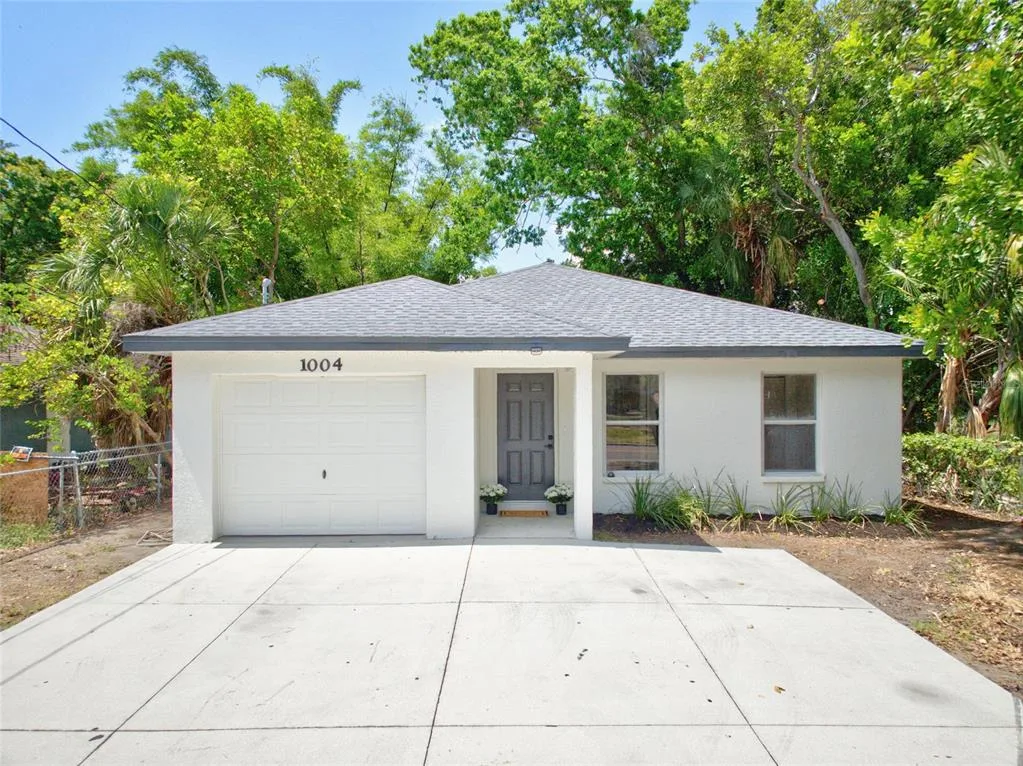 1004 17TH AVENUE W, BRADENTON, FL 34205