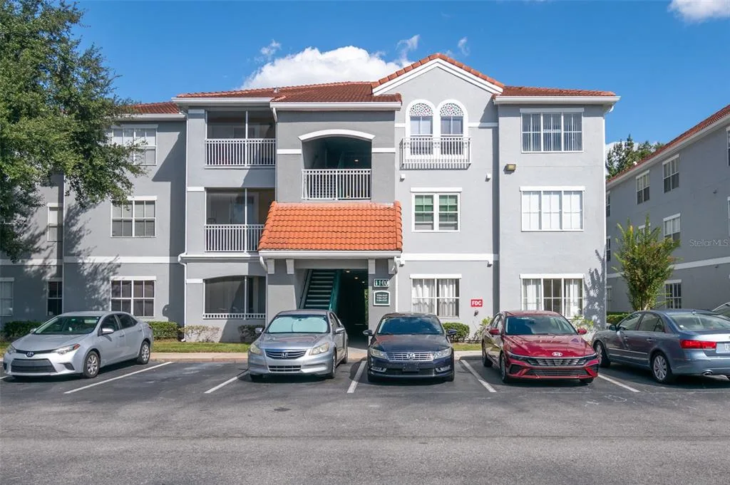 18001 RICHMOND PLACE DRIVE # 1137, TAMPA, FL 33647
