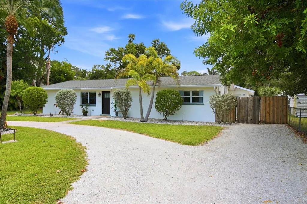 706 18TH AVENUE DRIVE W, PALMETTO, FL 34221