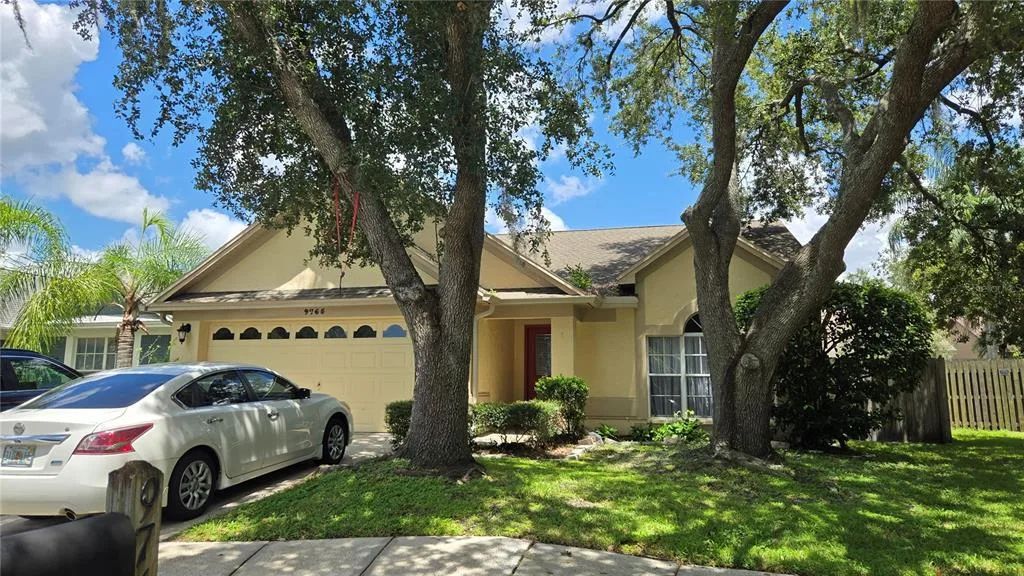 9765 FOX CHAPEL ROAD, TAMPA, FL 33647