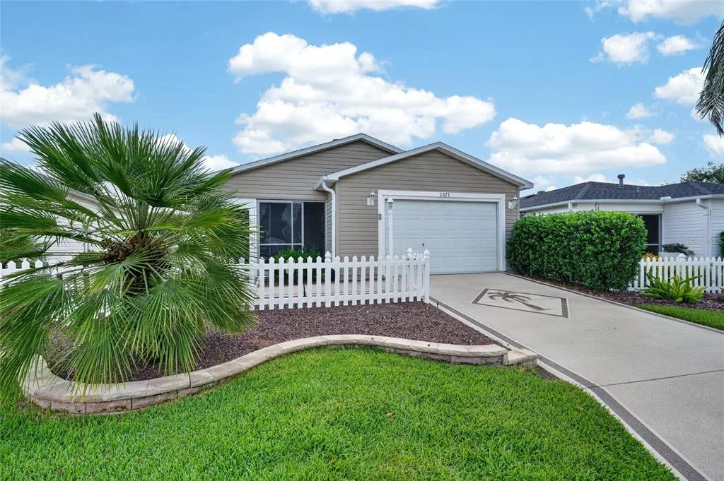 2673 SUFFOLK STREET, THE VILLAGES, FL 32162