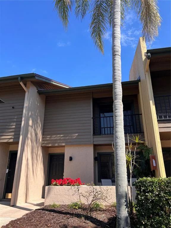 984 SUNRIDGE DRIVE # J3, SARASOTA, FL 34234