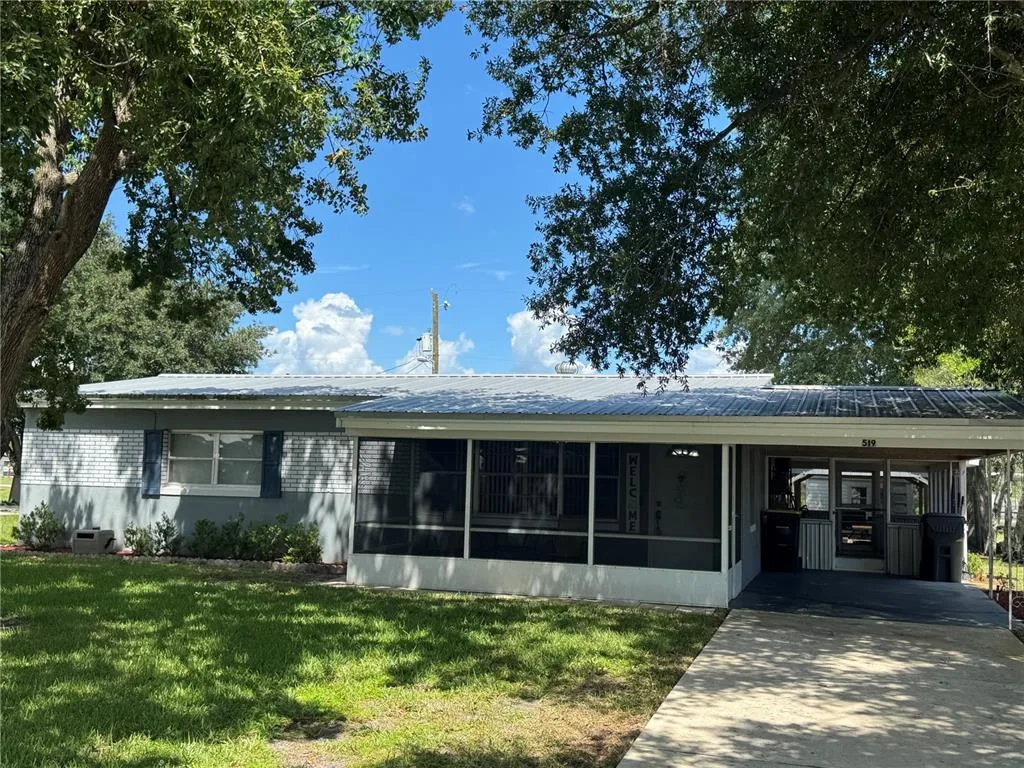 519 THOMAS AVENUE, FROSTPROOF, FL 33843
