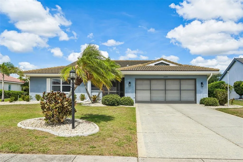 2025 NEW BEDFORD DRIVE, SUN CITY CENTER, FL 33573