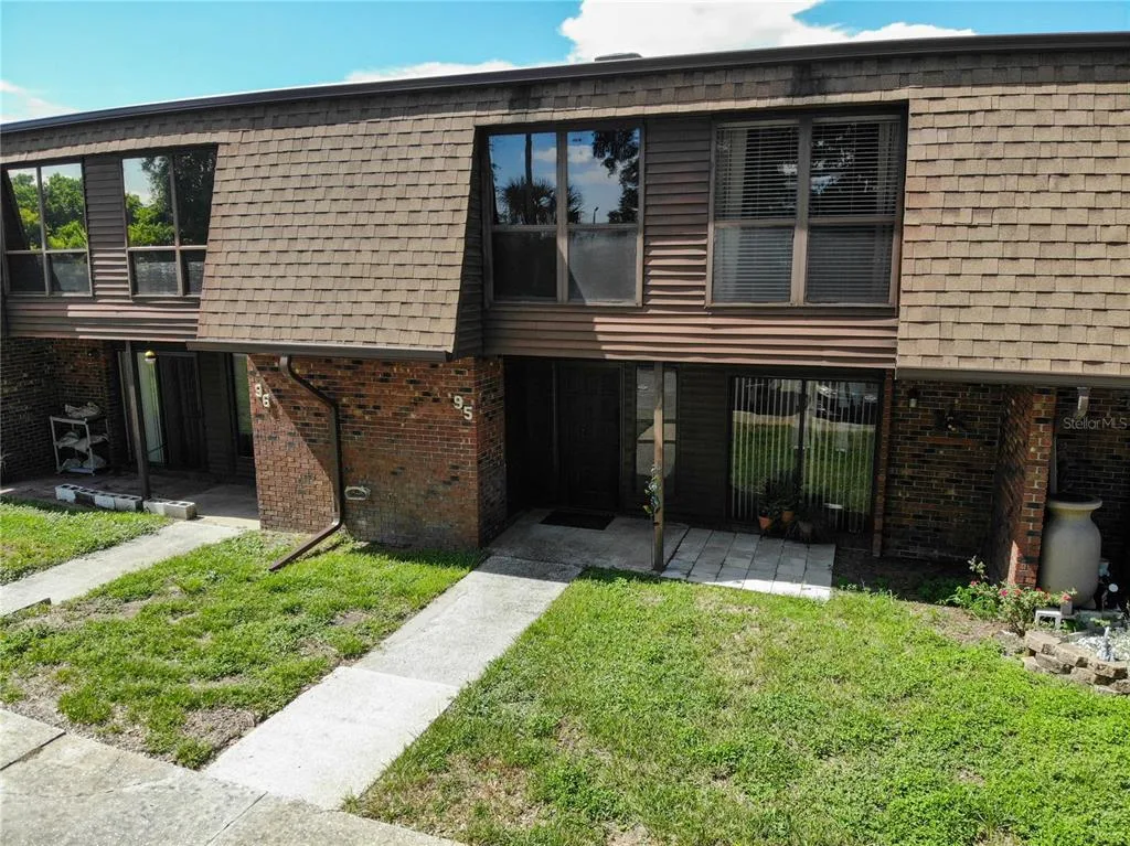 1836 N CRYSTAL LAKE DRIVE # 95, LAKELAND, FL 33801